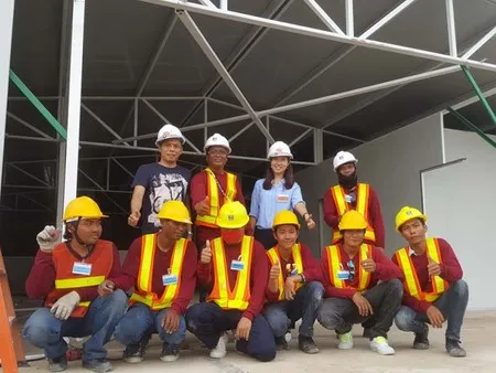 On-site installation or remote installation guidance