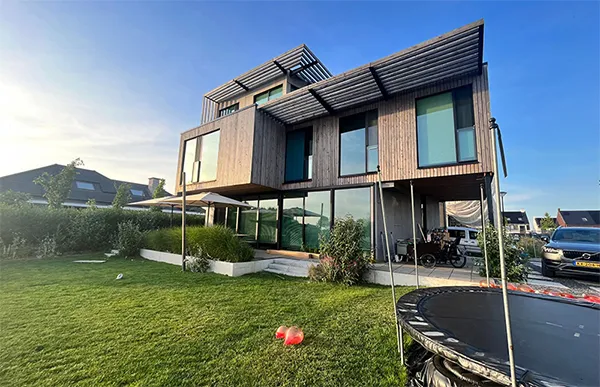 3-Storey Steel Structure Residential Building in Netherlands