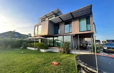 3-Storey Steel Structure Residential Building (Netherlands)