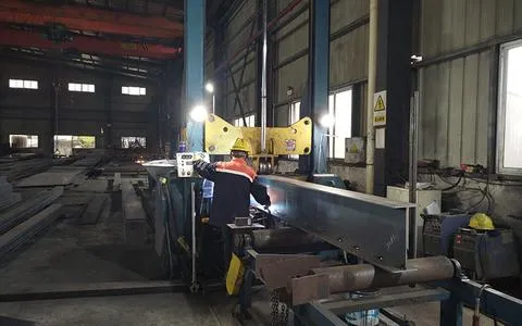  H beam assembly (riveting and welding)