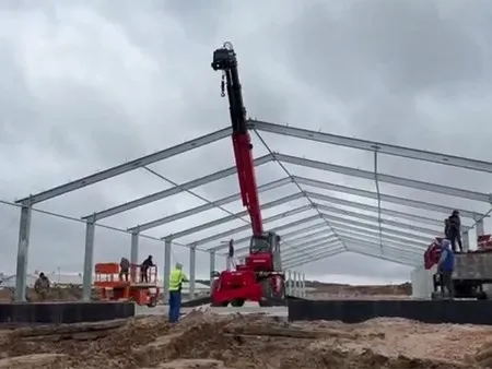 Hot-dip galvanized steel structure for chicken farm buildings
